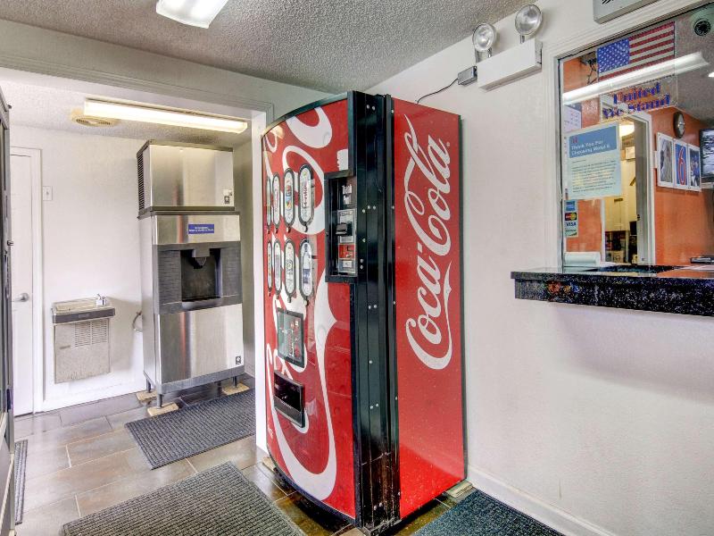 Motel 6 Union City Ga Atlanta Airport image