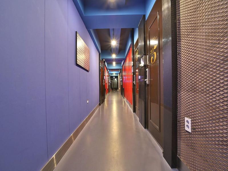 Hotel February Suseong image