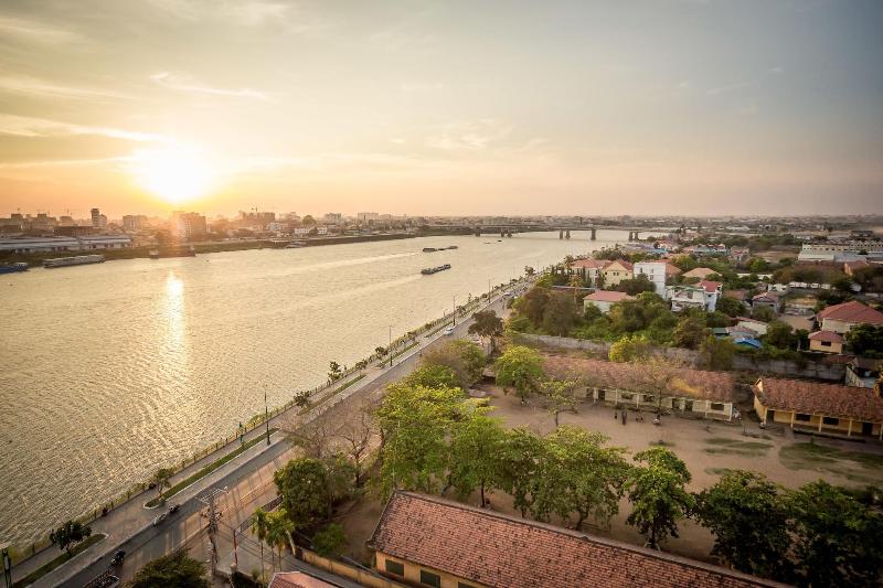 Bellevue Serviced Apartments image