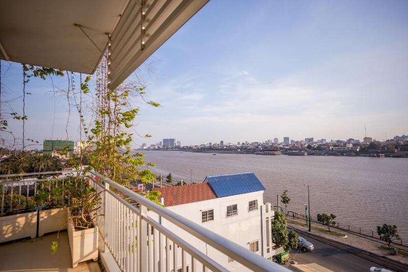 Bellevue Serviced Apartments image