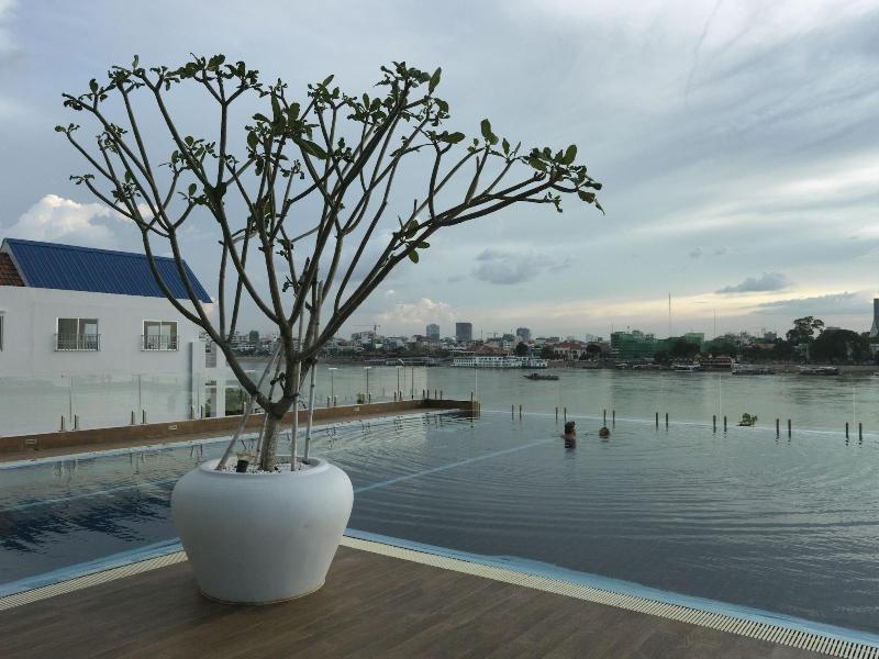 Bellevue Serviced Apartments image