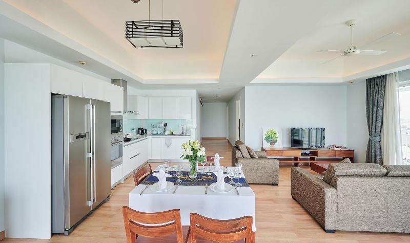 Bellevue Serviced Apartments image