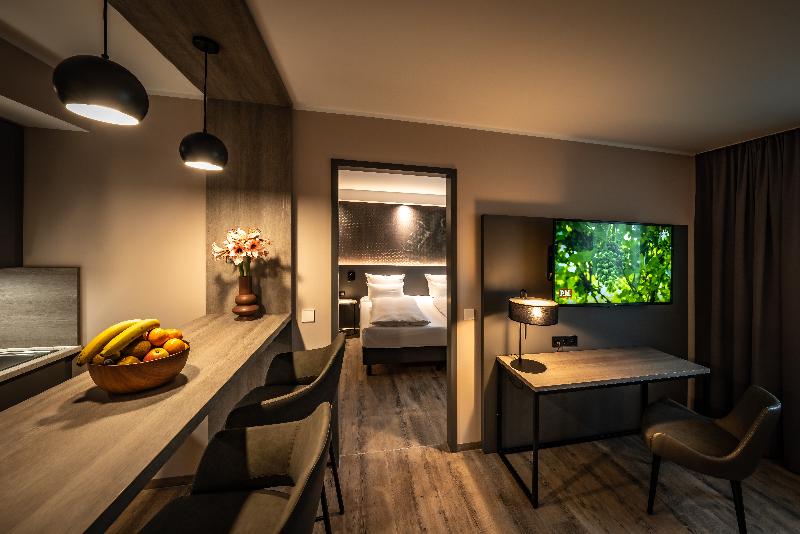 Loginn Hotel Stuttgart Zuffenhausen - Alojamientos en STUTTGART