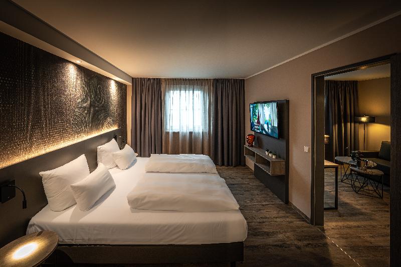 Loginn Hotel Stuttgart Zuffenhausen - Alojamientos en STUTTGART