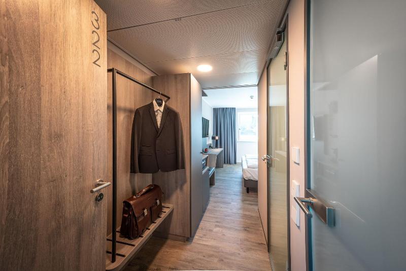 Loginn Hotel Stuttgart Zuffenhausen - Alojamientos en STUTTGART