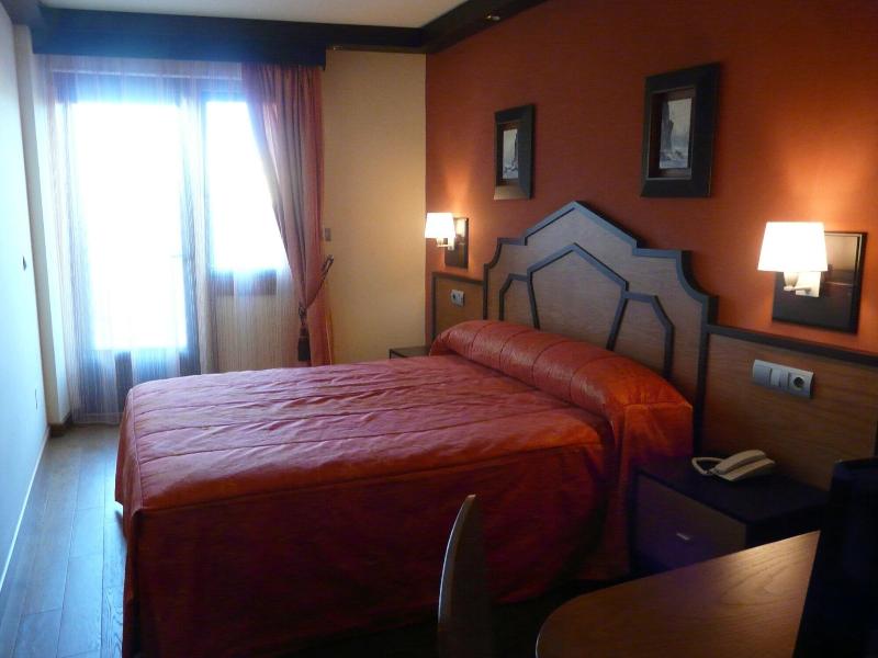 Hotel Ta O Manolo De Noia image