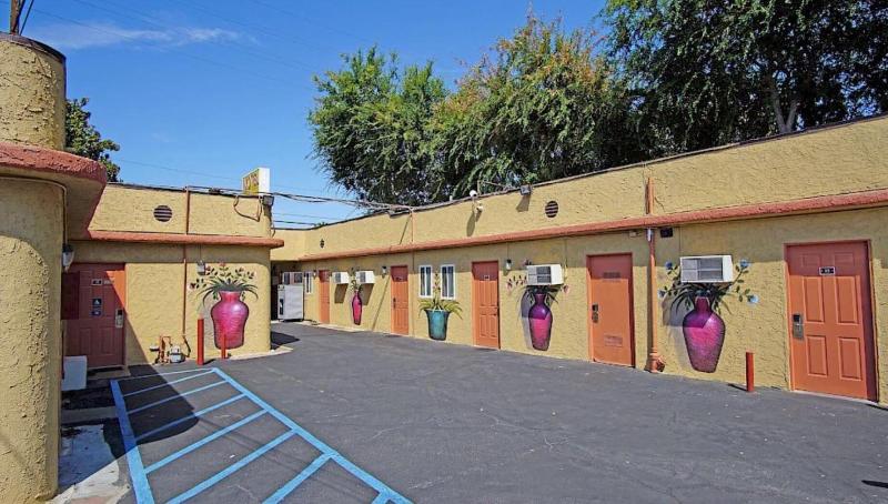 Griffith Park Motel La Hollywood Area image