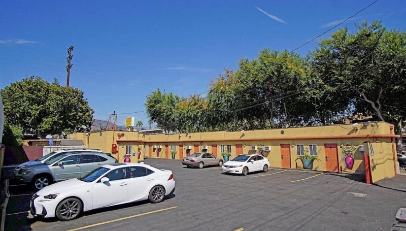 Griffith Park Motel La Hollywood Area image