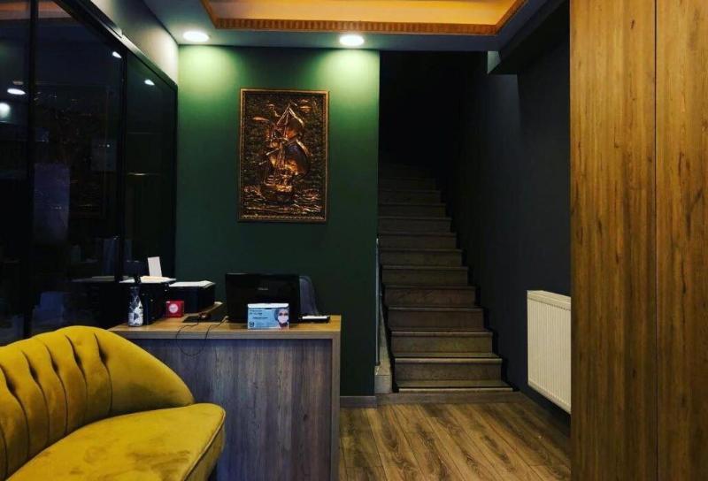 Golden Sail Hotel Old City image