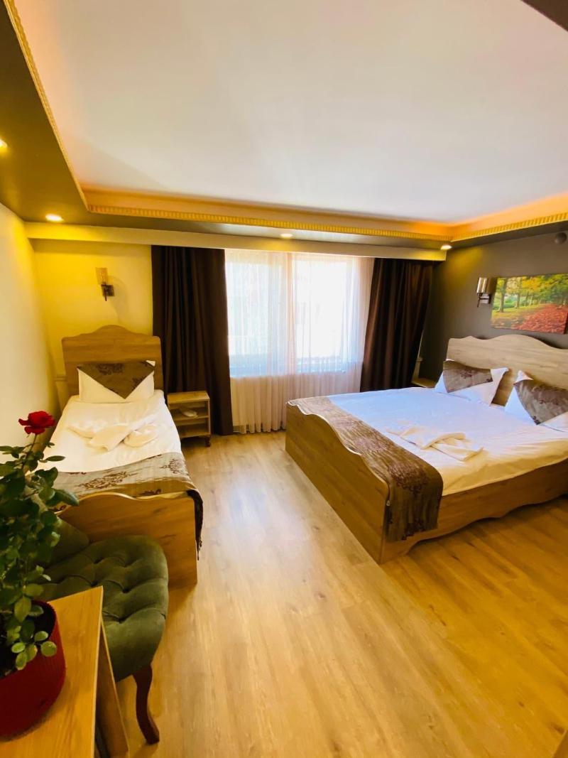 Golden Sail Hotel Old City image