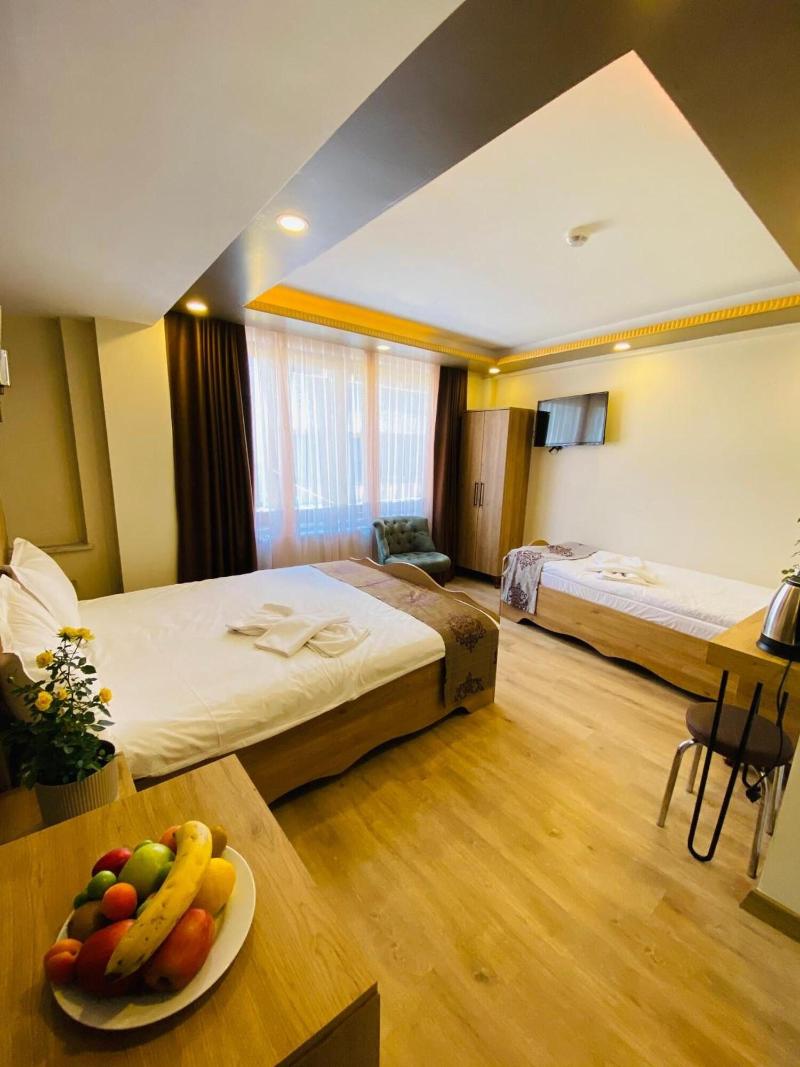 Golden Sail Hotel Old City image