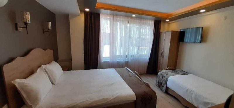 Golden Sail Hotel Old City image