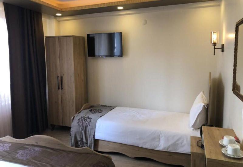 Golden Sail Hotel Old City image