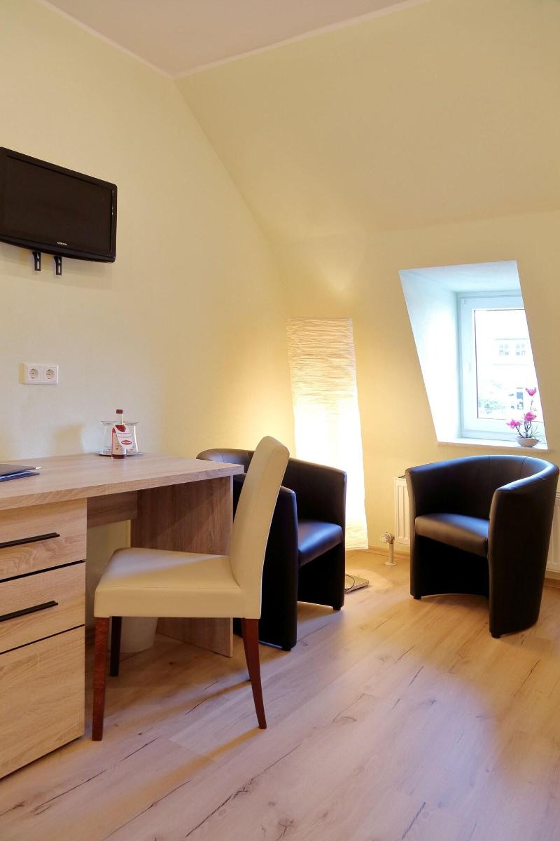 Pension Gasthof Und Hotel Roter Hirsch image