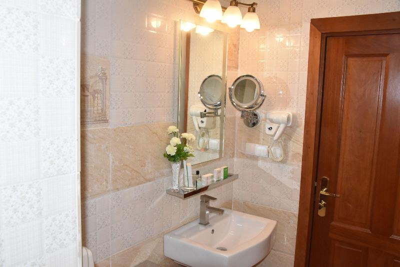Adamaoua Grand Hotel City image