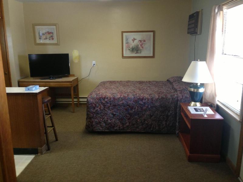 Jamestown Motel — general view