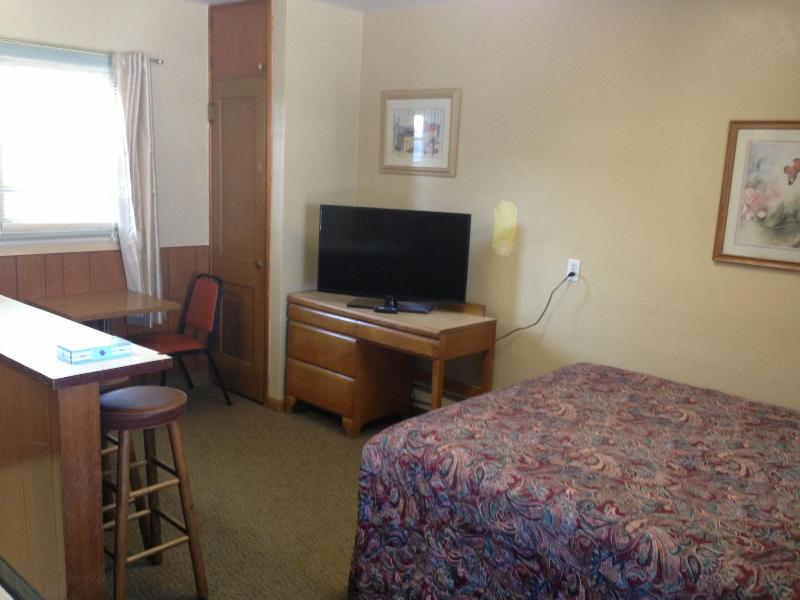 Jamestown Motel — view