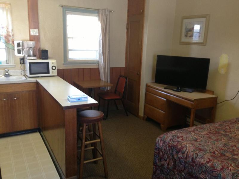 Jamestown Motel image