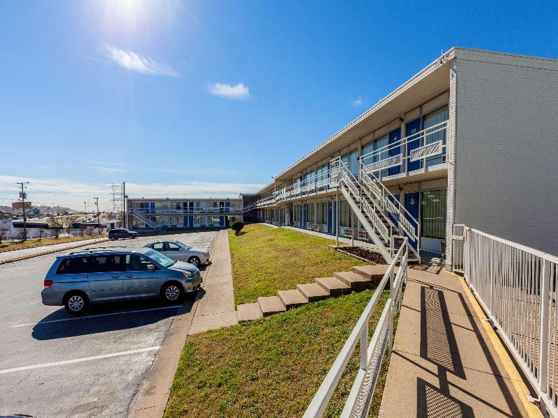 Motel6 Fort Worth, TX - Stockyards image