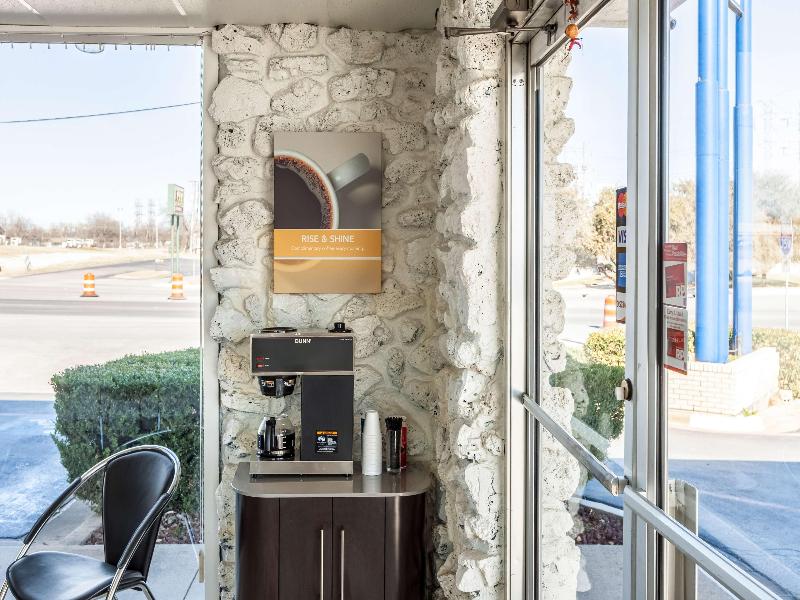 Motel6 Fort Worth, TX - Stockyards image