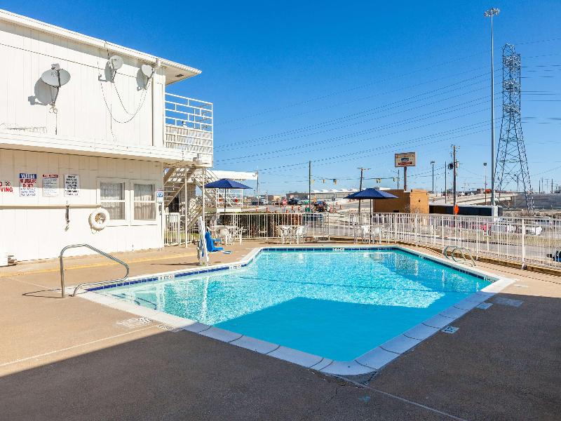Motel6 Fort Worth, TX - Stockyards image