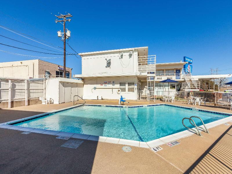 Motel6 Fort Worth, TX - Stockyards image