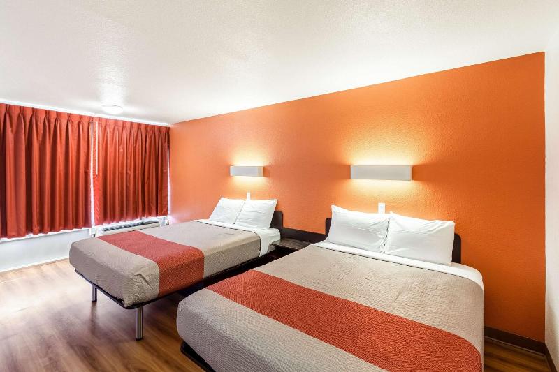 Motel6 Fort Worth, TX - Stockyards image