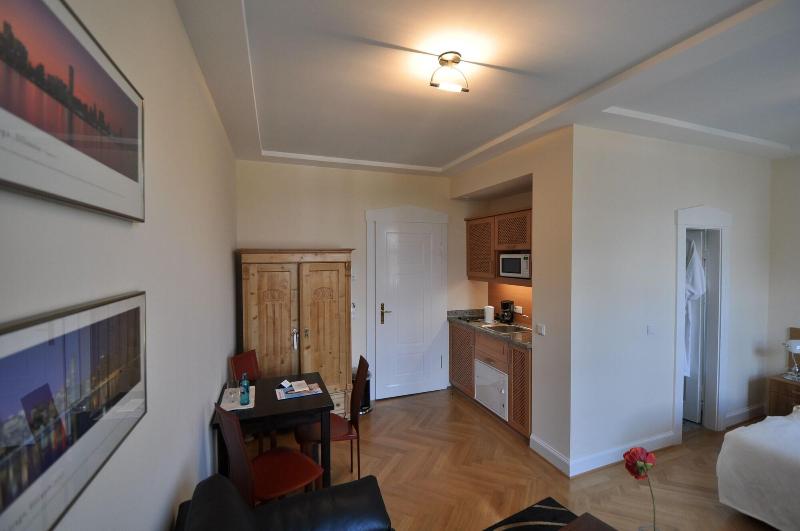 Andante Apartmenthotel image