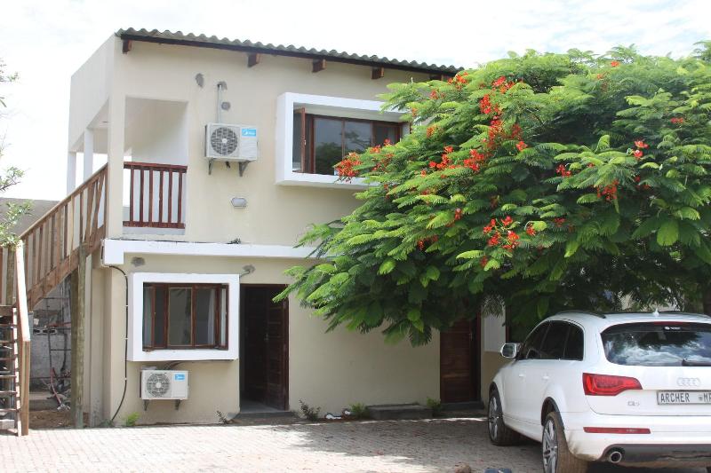 Catembe Beach Lodge image