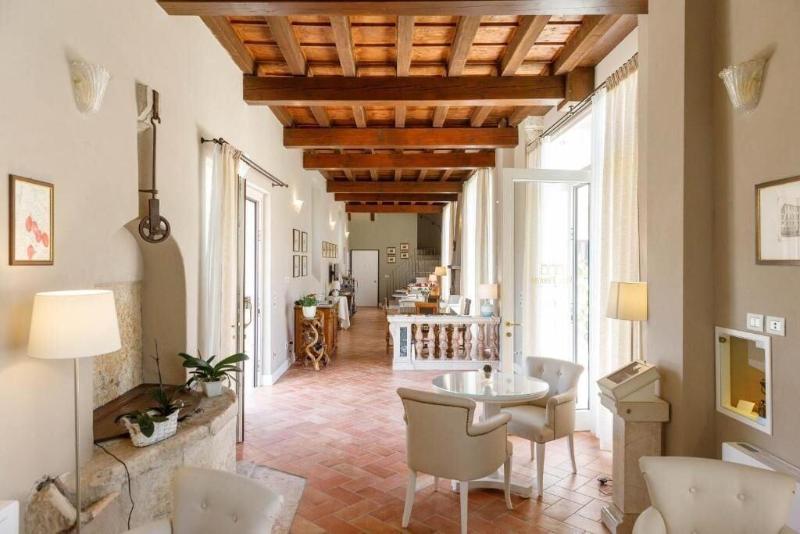 Villa Padovani Relais De Charme image