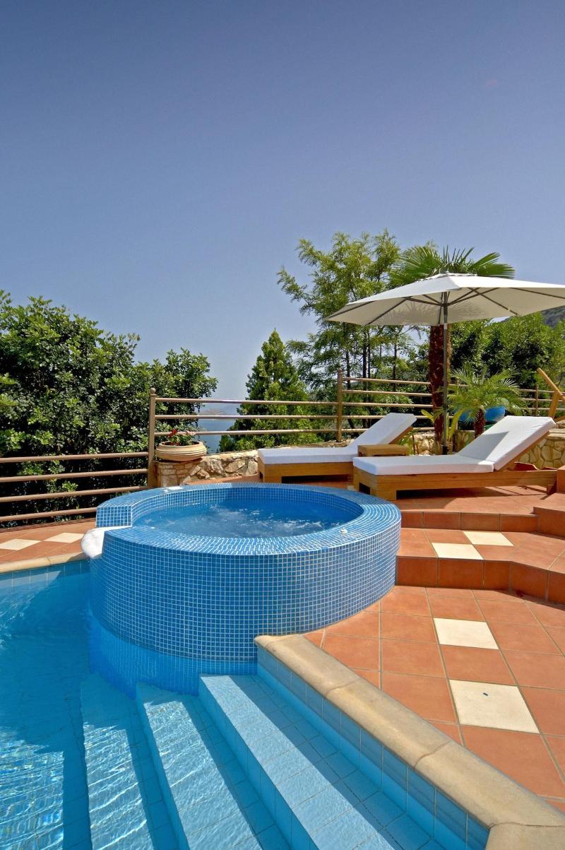 Blue Horizon Suites image
