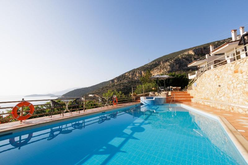 Blue Horizon Suites image