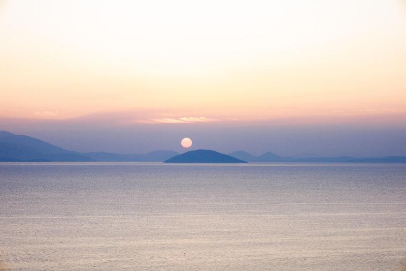 Blue Horizon Suites image