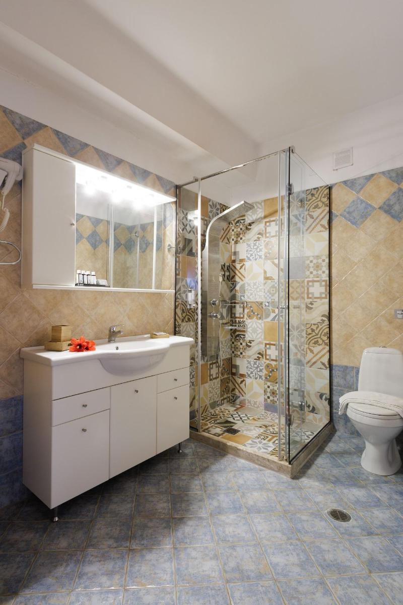 Blue Horizon Suites image