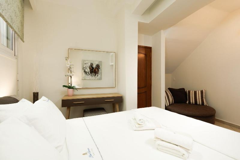 Blue Horizon Suites image
