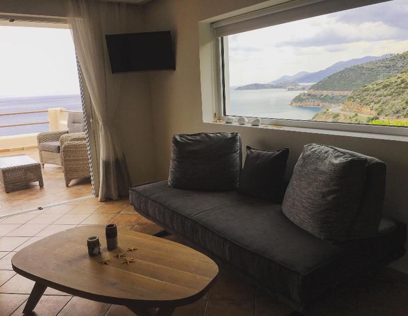 Blue Horizon Suites image