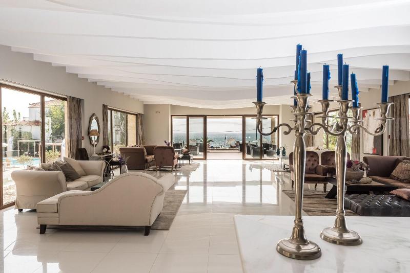 Gardelli Resort image