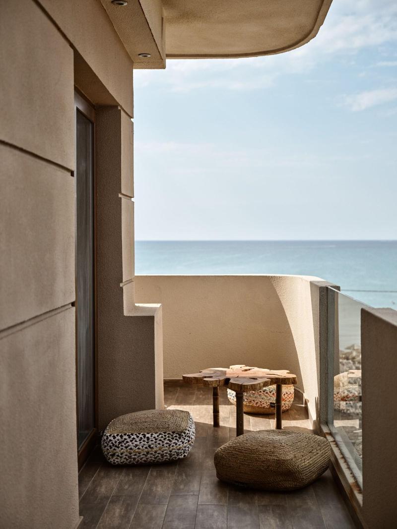 Gardelli Resort image