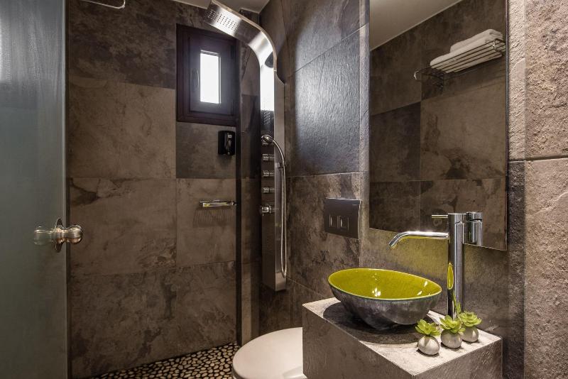 Gardelli Resort image