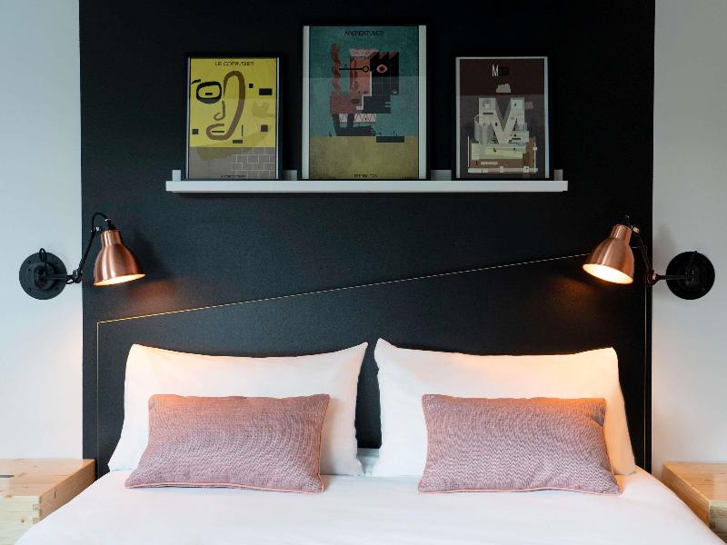 Ibis Styles Dreux Centre Gare image