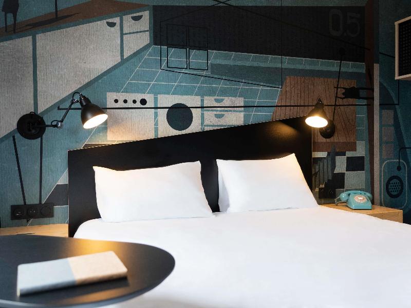 Ibis Styles Dreux Centre Gare image