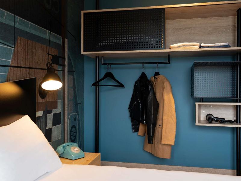 Ibis Styles Dreux Centre Gare image