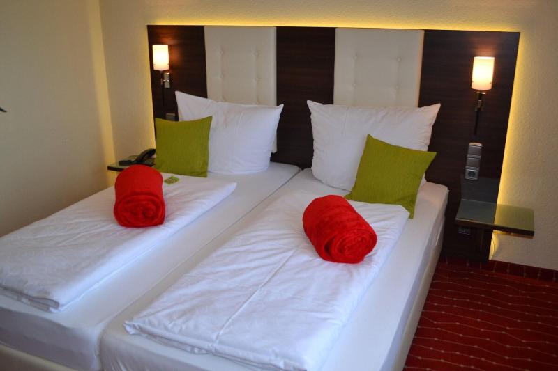Hotel Zum Rosengarten image
