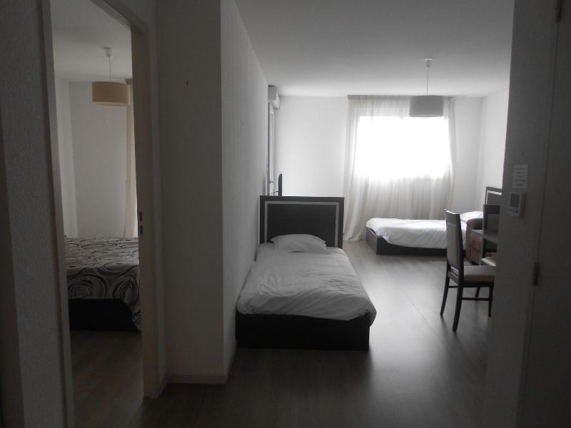 Zenao Appart Hotel Yzeure image