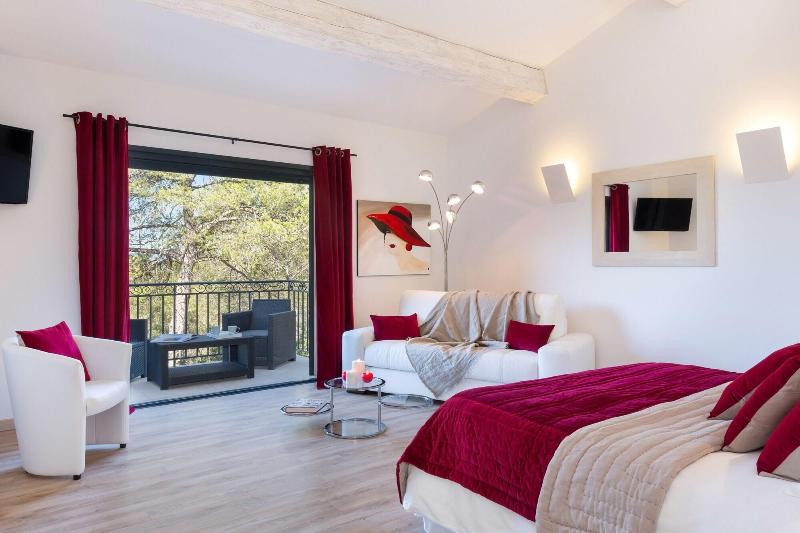 Les Chambres Du Cha Teau Rasque image