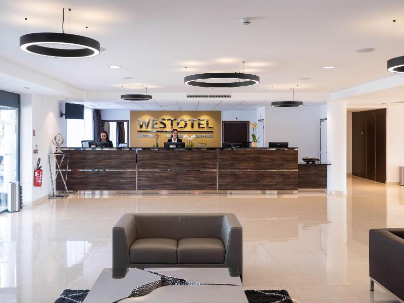 Westotel Pornic image