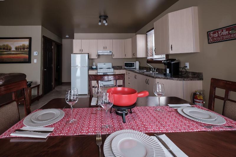 Heron S Nest Cottages image