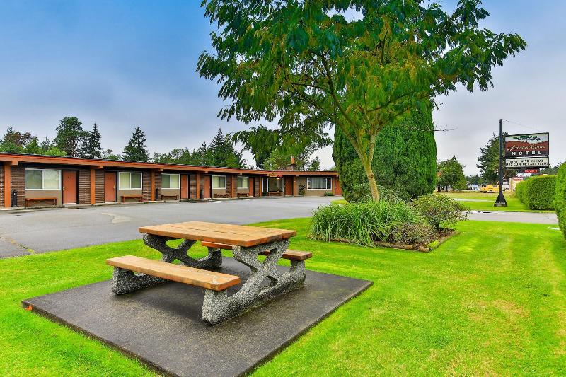 Arbutus Grove Motel