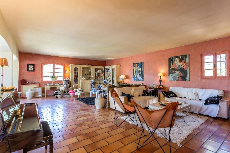 Mas De Provence En Riviera image