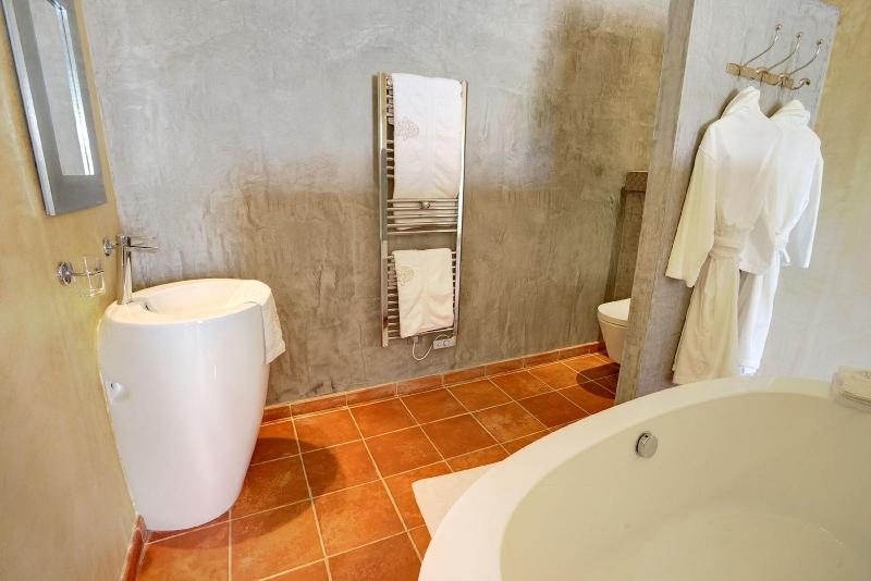 Mas De Provence En Riviera image